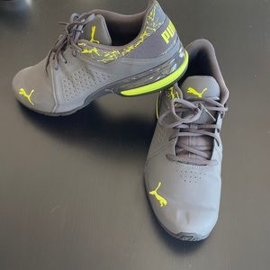 MENS PUMA SNEAKERS, SZ 12